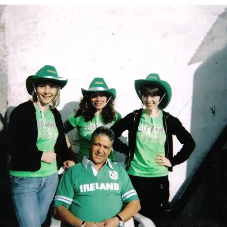 Kinlay House ホステル *