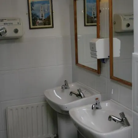 Kinlay House ホステル *