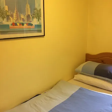 ホステル Kinlay House