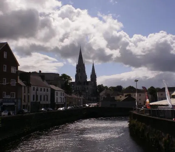 Хостел Kinlay House