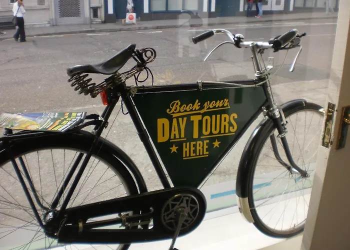 Kinlay House Хостел *