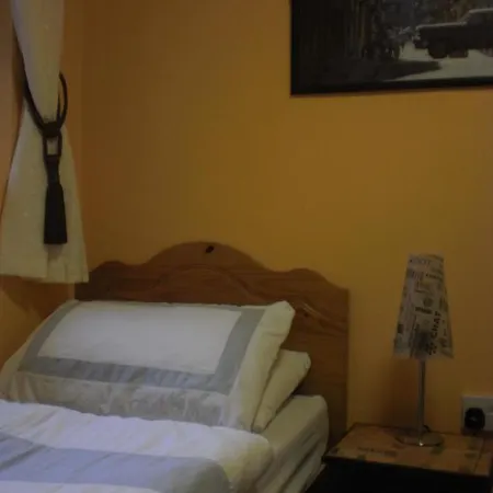 Hostel Kinlay House *