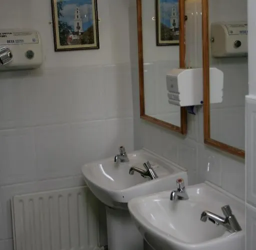 Kinlay House Хостел *