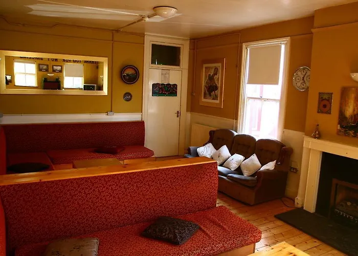 Хостел Kinlay House