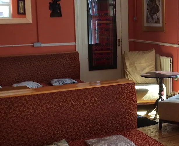 Kinlay House Ostello